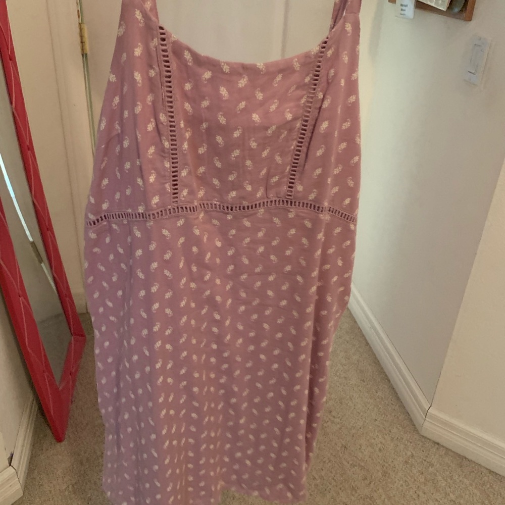 Cute patterned dress!